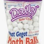 UBAT GEGAR MOTH BALL